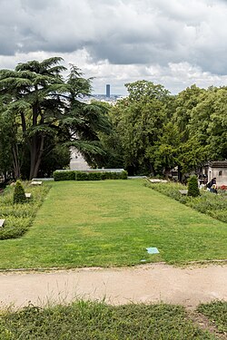 green lawn at Pere Lachaise Cemetery