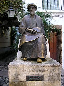 A statue of Maimonides in Cordoba, Spain