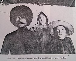 Image of a Chechen family in 1920